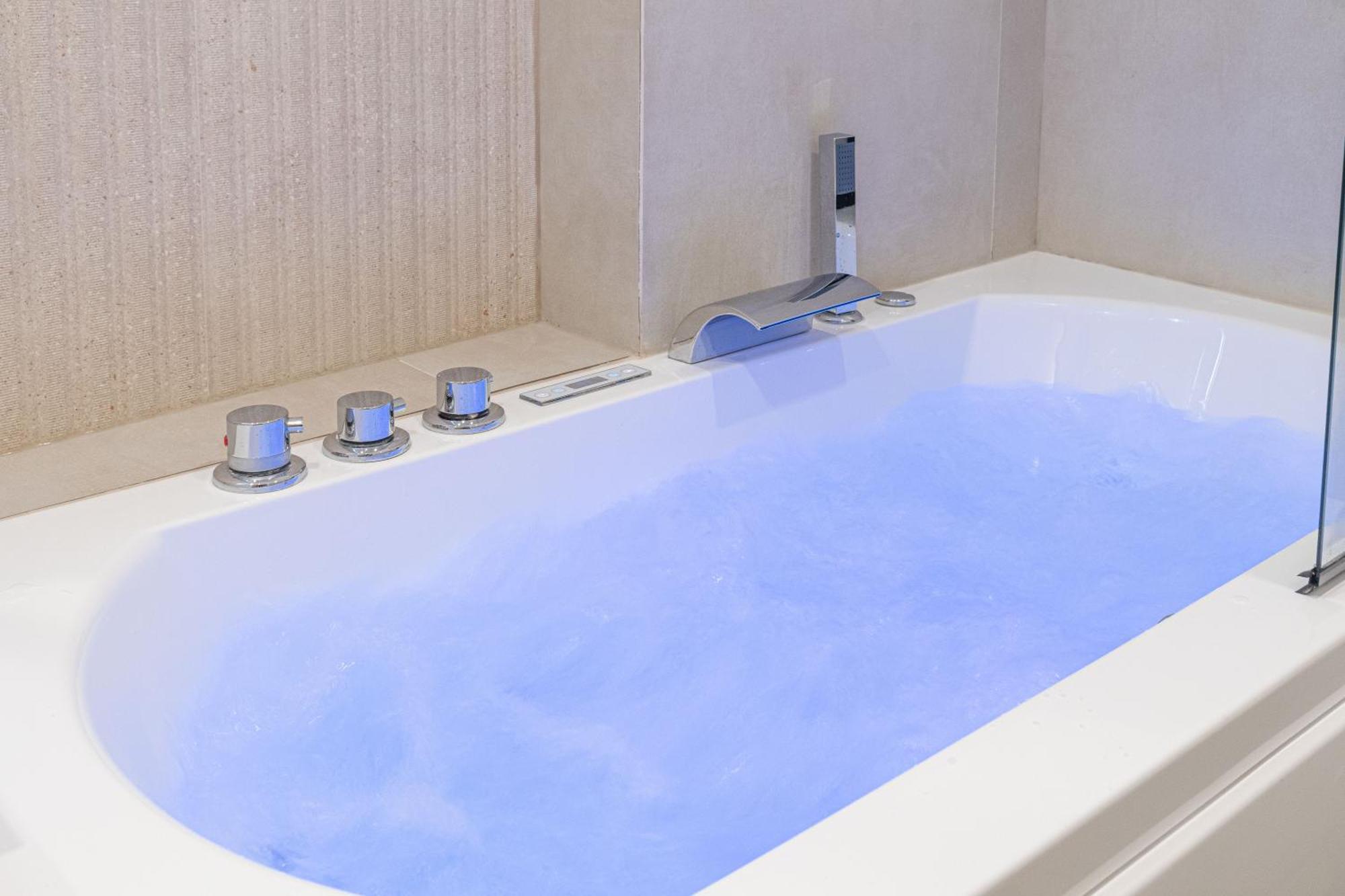 Lavie Maison Ac & Jacuzzi ปารีส ภายนอก รูปภาพ
